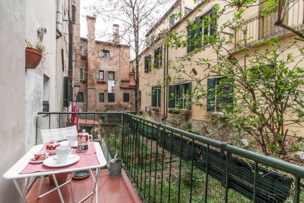 Ca' Cordoni - Charming Place In The Heart Of Venice Luaran gambar